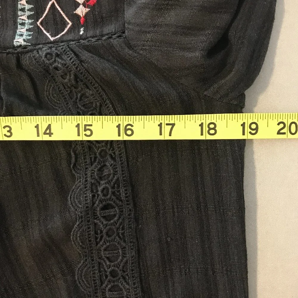 Knox Rose Women's Small Black Embroidered 3/4 Bell Long Sleeve Blouse - Picture 3 of 12